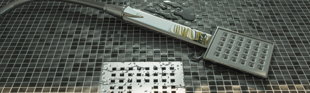 Impermeabilizante para baño: aplicación bajo y sobre los azulejos