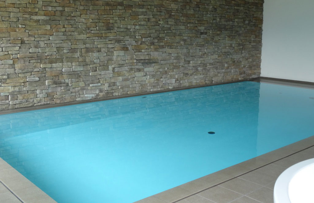 enduit cuvelage arcacim piscine couleur blanc type beton cire etanche